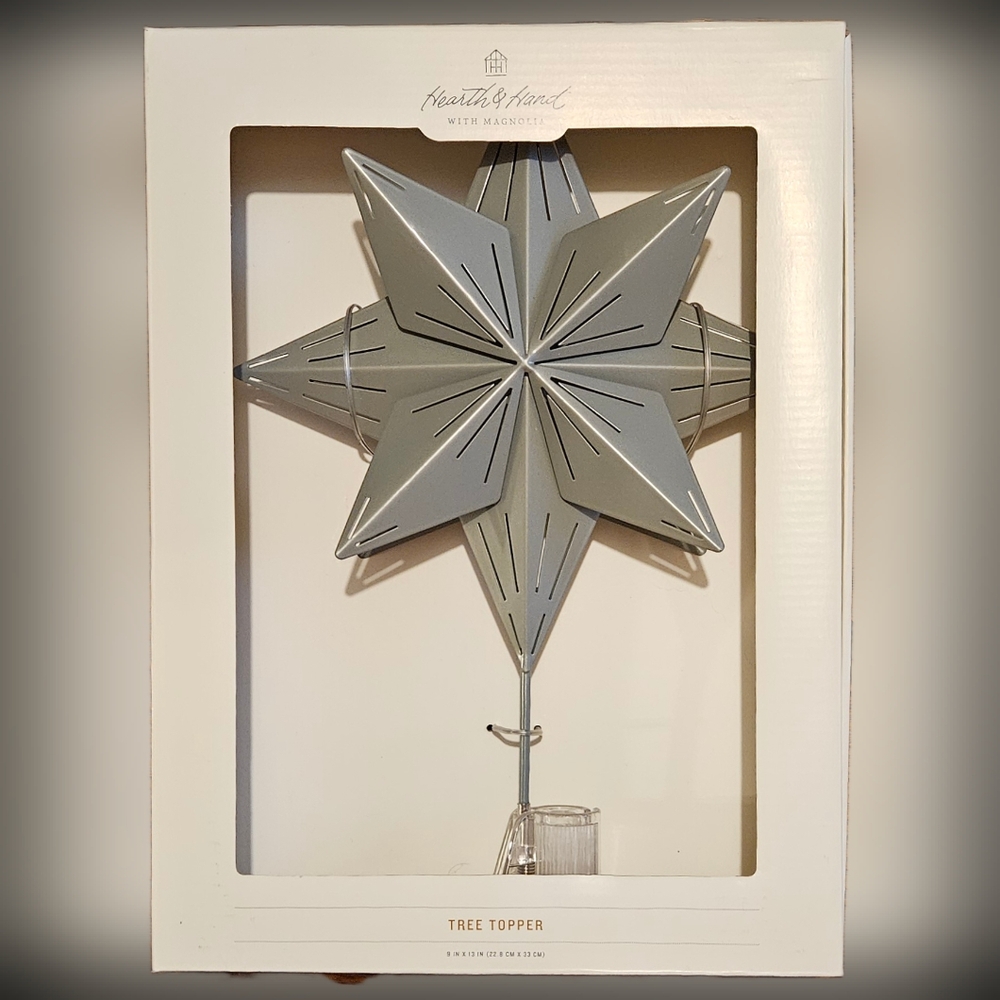 Magnolia Star Tree Topper